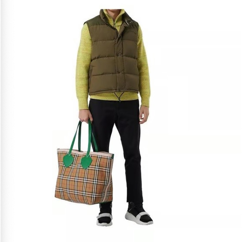 Burberry Embroidered Archive Logo Down Filled Puffer Gilet Vest Green Sz LXl